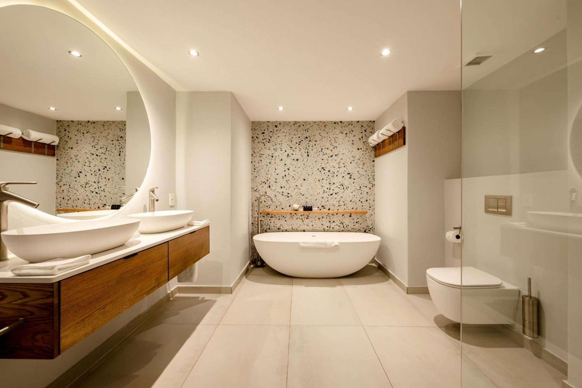 Sea View Suite
